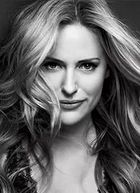 Aimee Mullins Agent