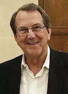 Lloyd Carr Agent