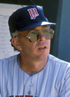 Tom Kelly Agent